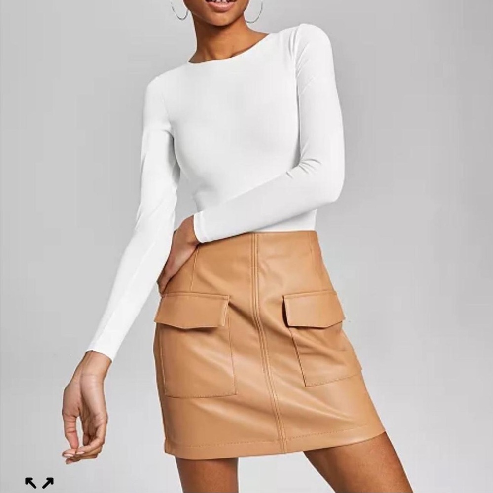 NWT BB Dakota faux leather mini skirt
